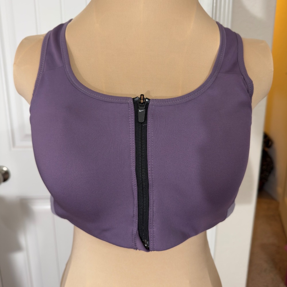 3149 | Nike Dri-FIT Shape High Support Padded Zip Front Sports Bra Purple Large